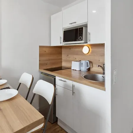 L'opera - Hypercentre - Cosy - No Elevator - Minimalist - Sea Apartment *