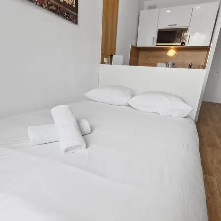 L'opera - Hypercentre - Cosy - No Elevator - Minimalist - Sea Apartment