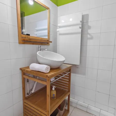 L'opera - Hypercentre - Cosy - No Elevator - Minimalist - Sea Nizza